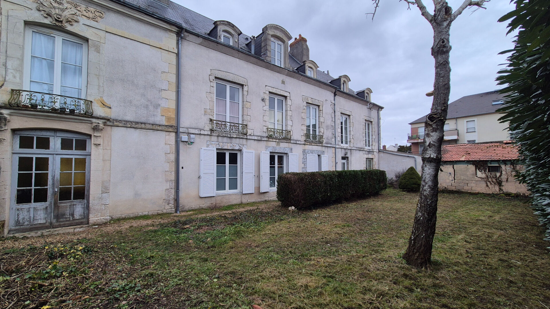 Immeuble ORLEANS (45100) 298.00 m²