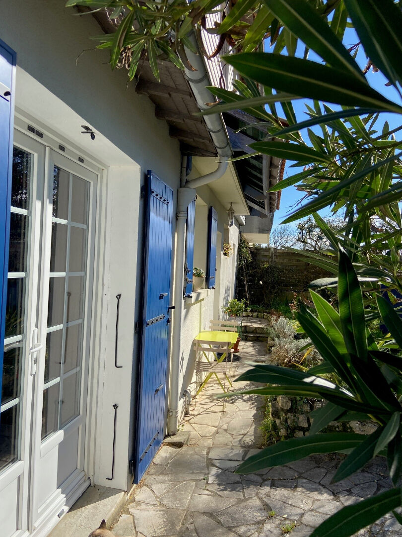 Maison DOMPIERRE SUR MER (17139) 6 pi&egrave;ces 196.00 m&sup2;