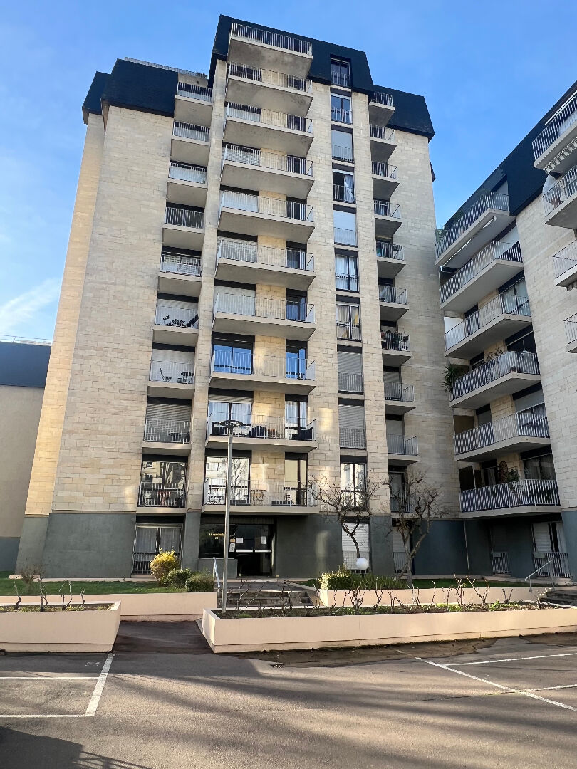 Appartement ORLEANS (45000) 1 pièce