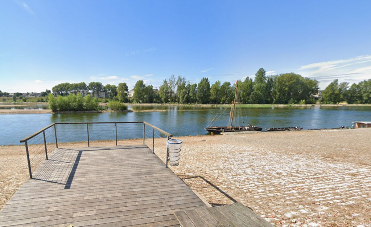 Maison ORLEANS (45000) 5 pi&egrave;ces 187.00 m&sup2;