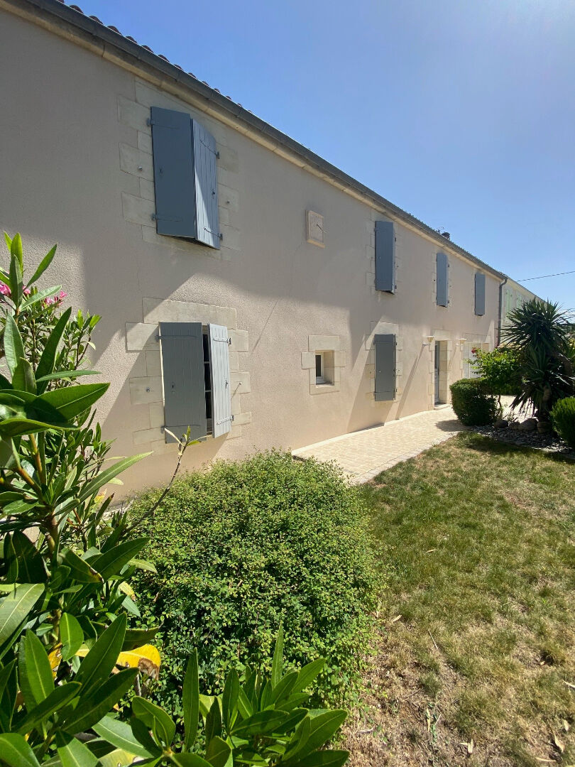 Maison MONTROY (17220) 7 pi&egrave;ces 220.00 m&sup2;