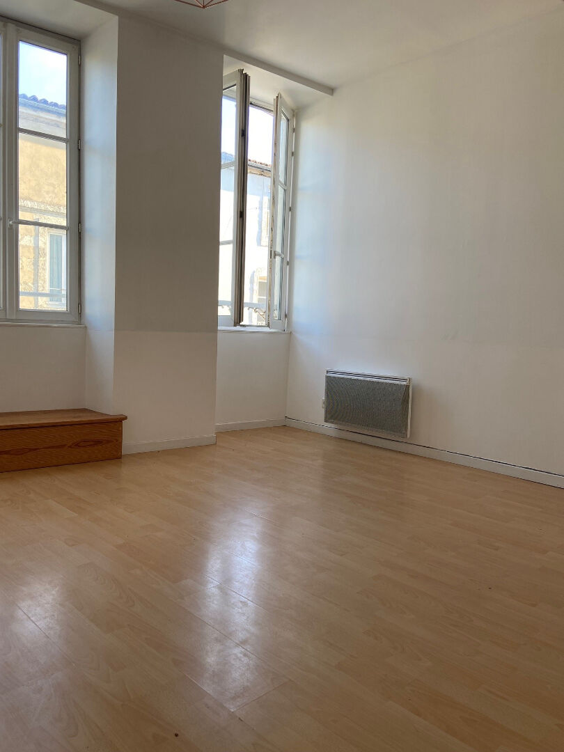 Appartement LA ROCHELLE (17000) 2 pi&egrave;ces 35.40 m&sup2;