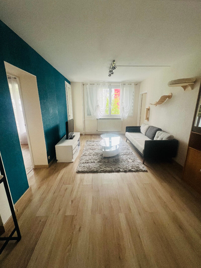 Appartement SAINT JEAN DE LA RUELLE (45140) 3 pi&egrave;ces 52.05 m&sup2;