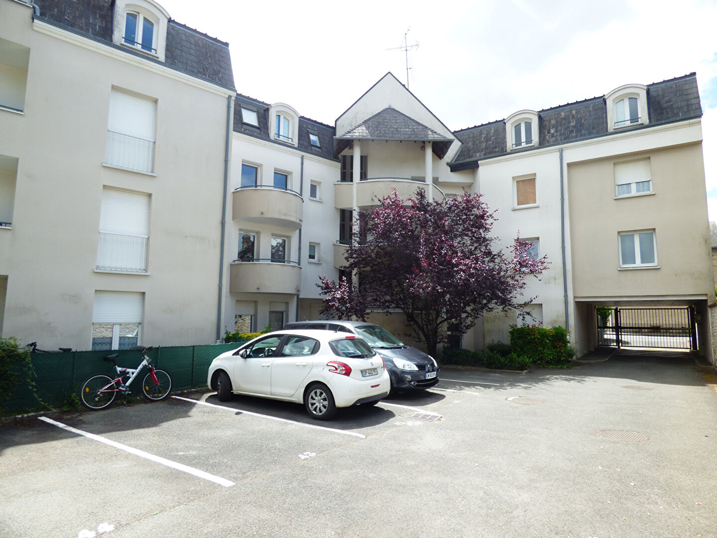 Appartement FLEURY LES AUBRAIS (45400) 1 pi&egrave;ce 27.00 m&sup2;
