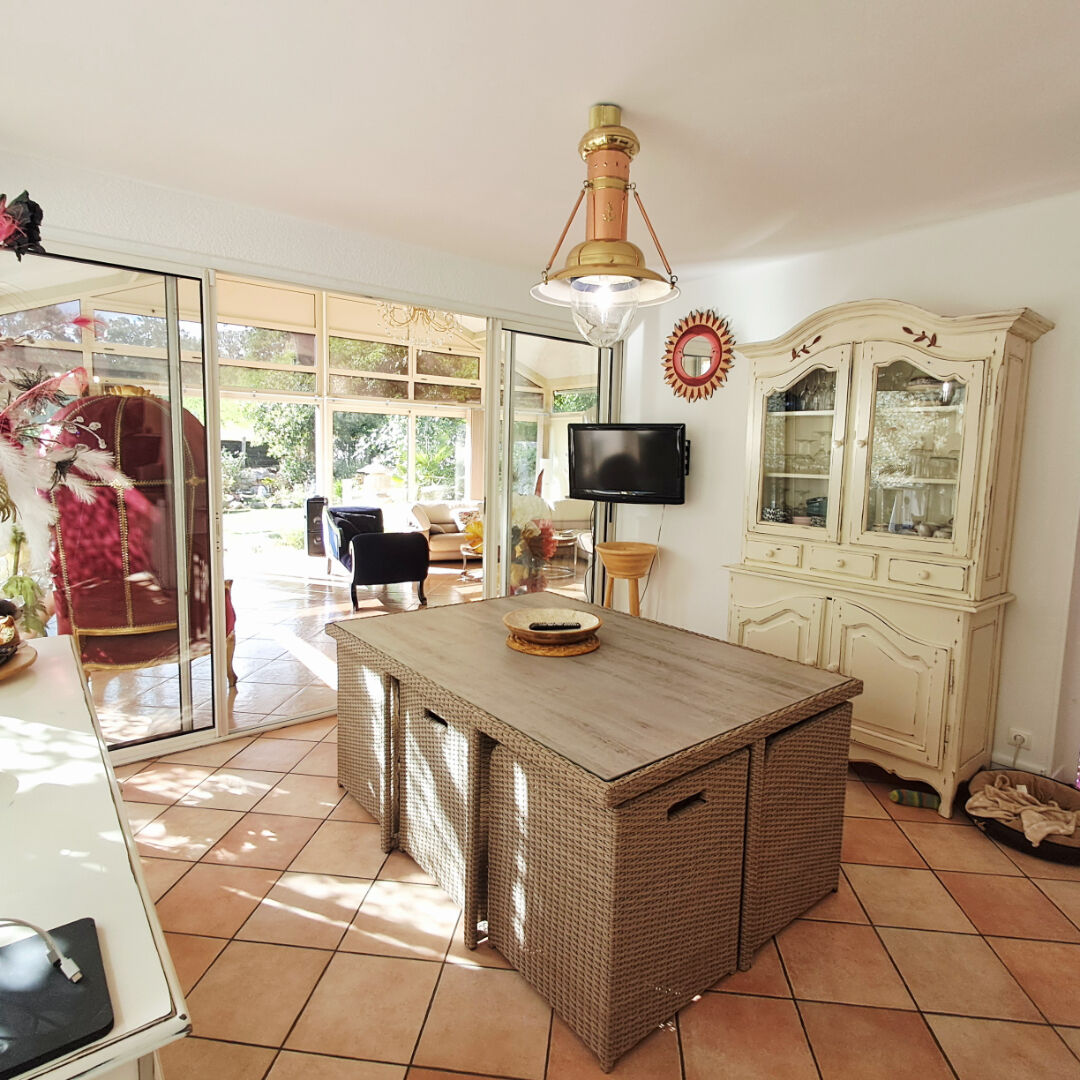 Maison CHATEAUNEUF SUR LOIRE (45110) 6 pi&egrave;ces 190.00 m&sup2;