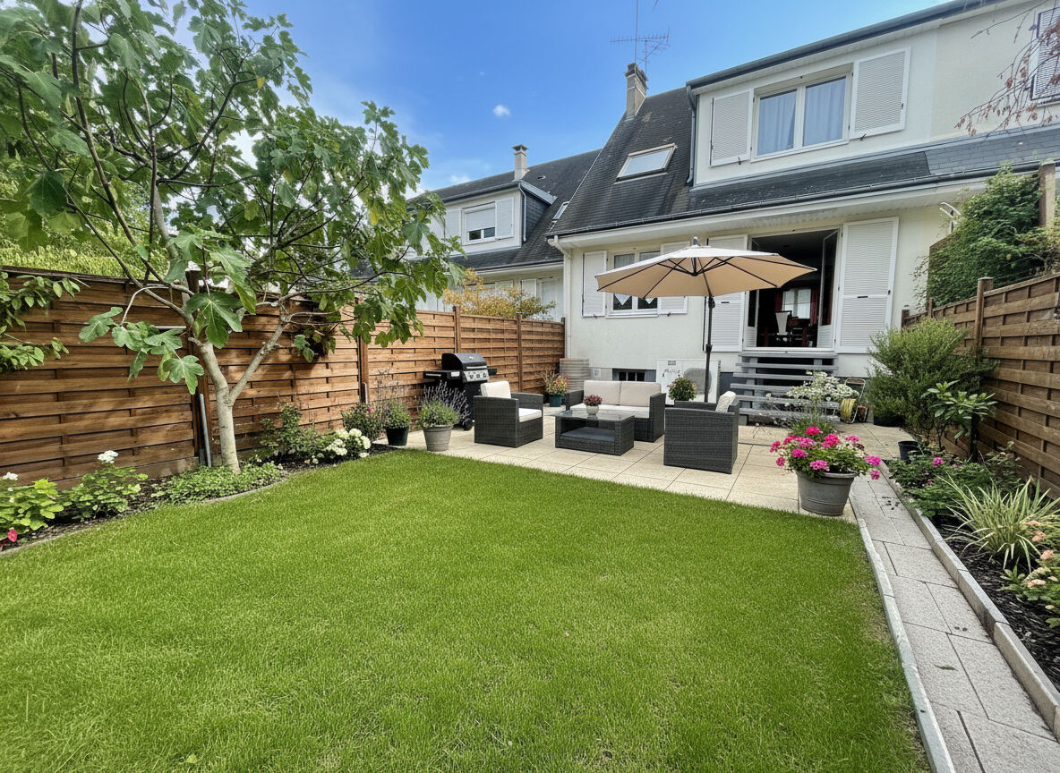 Maison SAINT JEAN DE LA RUELLE (45140) 4 pi&egrave;ces 91.00 m&sup2;