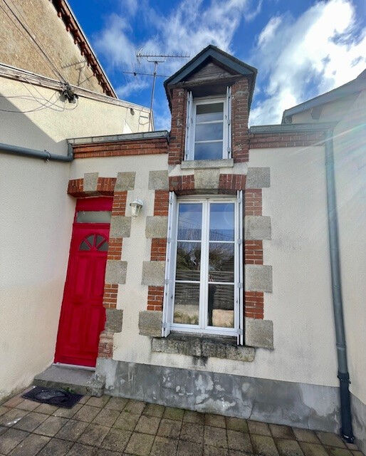 Appartement CHATEAUNEUF SUR LOIRE (45110) 2 pi&egrave;ces 17.00 m&sup2;