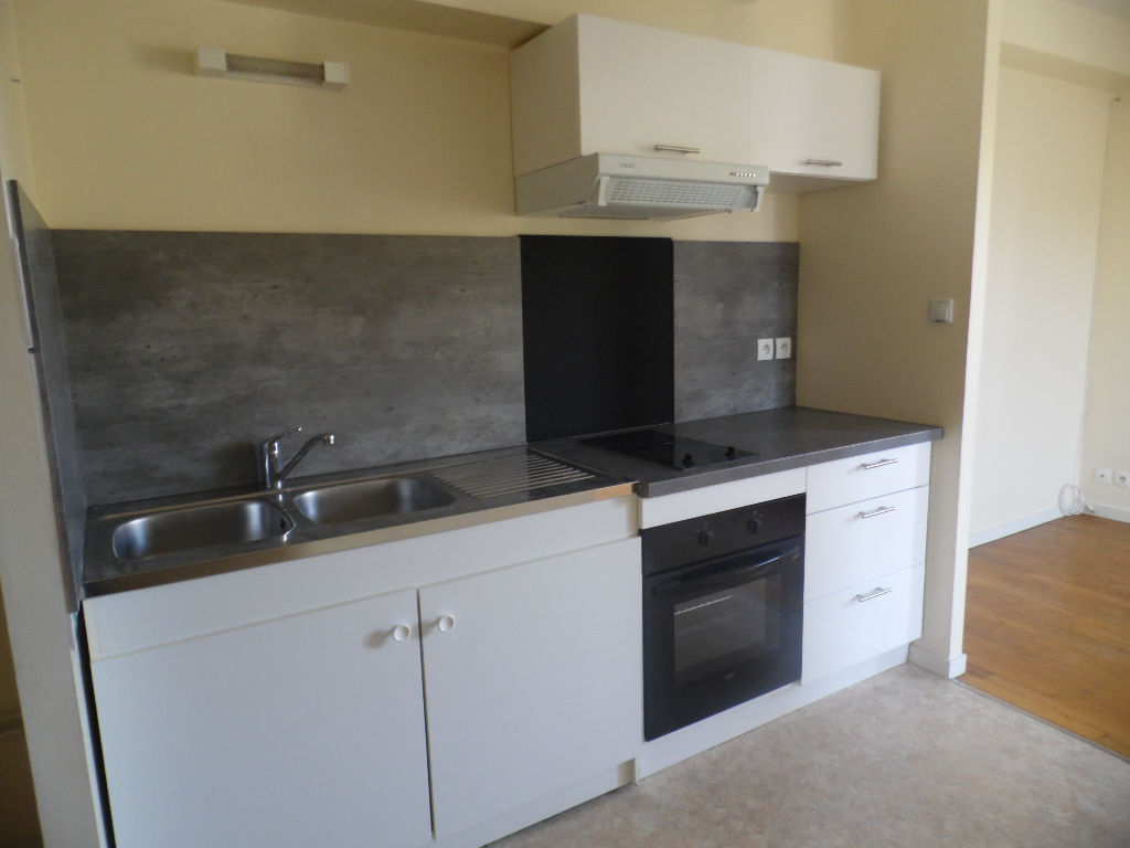 Appartement BRISSAC QUINCE (49320) 2 pi&egrave;ces 36.91 m&sup2;