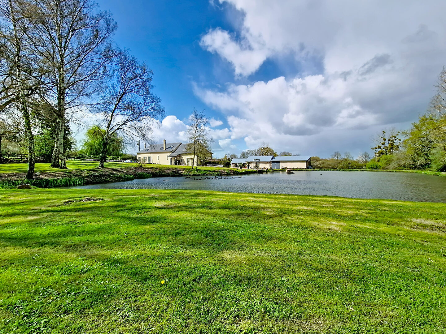 Maison LA JAILLE YVON (49220) 7 pi&egrave;ces 182.00 m&sup2;