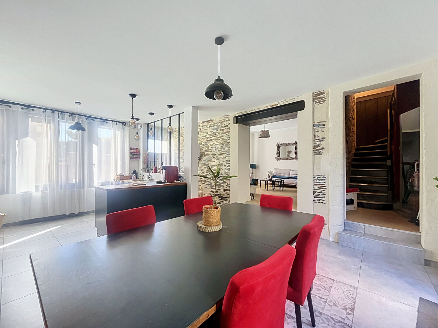 Maison SEGRE EN ANJOU BLEU (49500) 6 pi&egrave;ces 147.00 m&sup2;