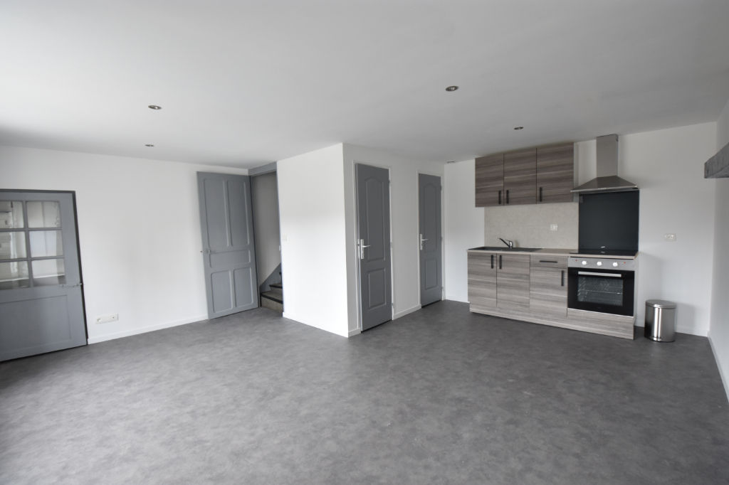 Maison LA BACONNIERE (53240) 2 pièces 56.00 m²