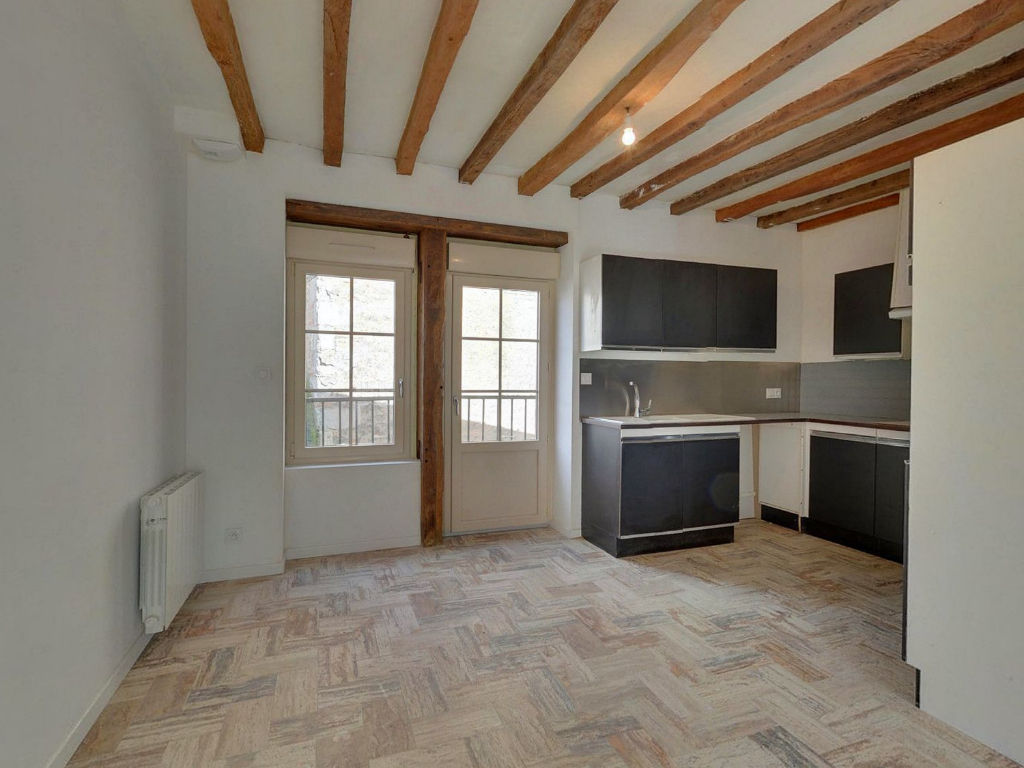 Appartement CHATEAUNEUF SUR SARTHE (49330) 3 pièces 71.35 m²