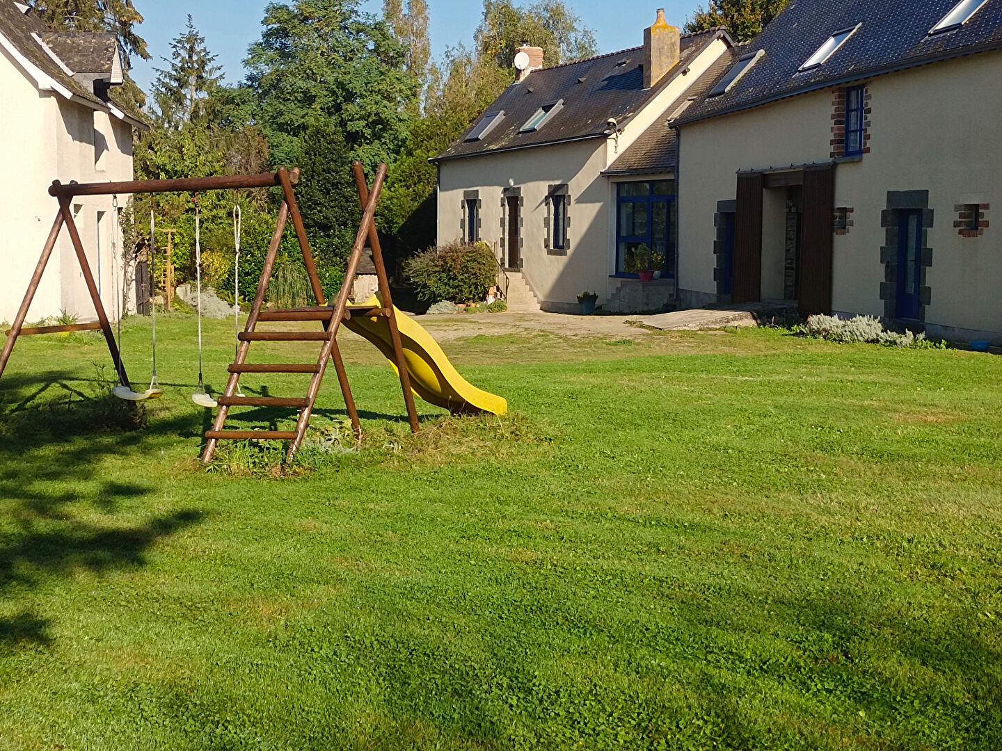 Maison NUILLE SUR VICOIN (53970) 7 pièces 228.00 m²
