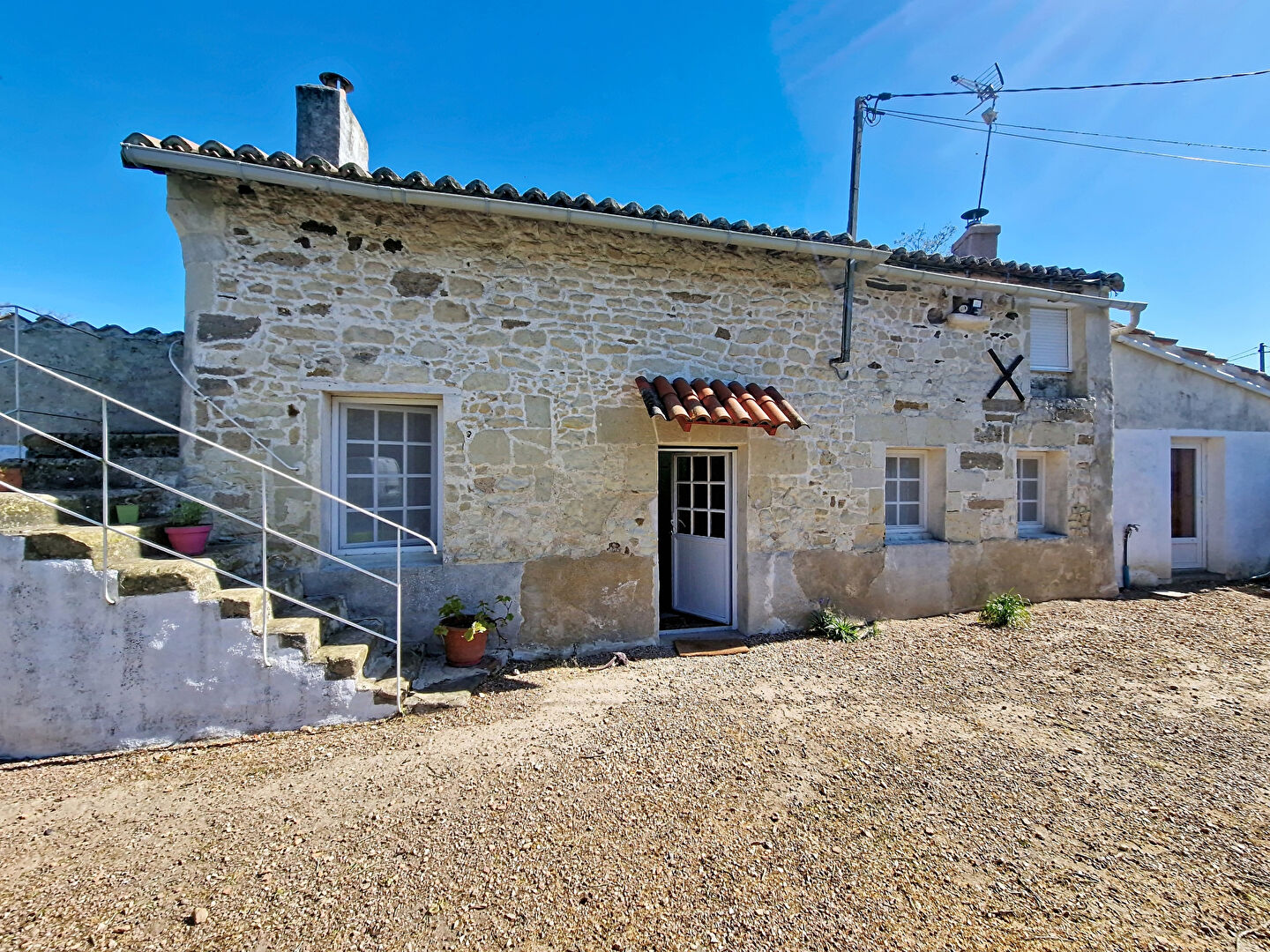 Maison DOUE EN ANJOU (49700) 5 pi&egrave;ces 97.00 m&sup2;