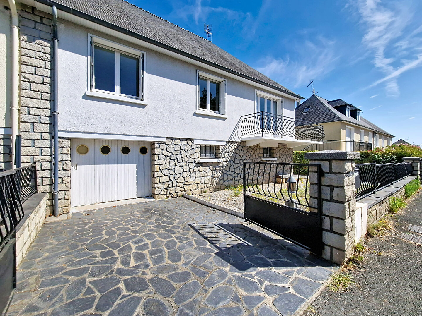 Maison LE LION D ANGERS (49220) 3 pi&egrave;ces 72.00 m&sup2;