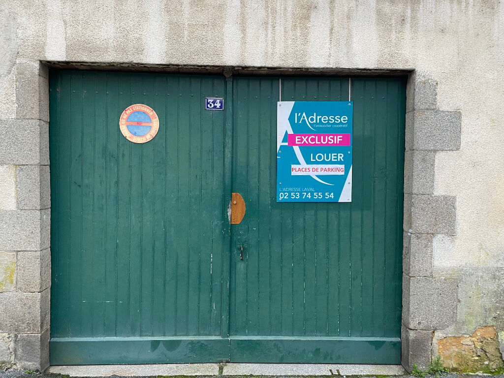 Parking / box LAVAL (53000) 12.00 m&sup2;