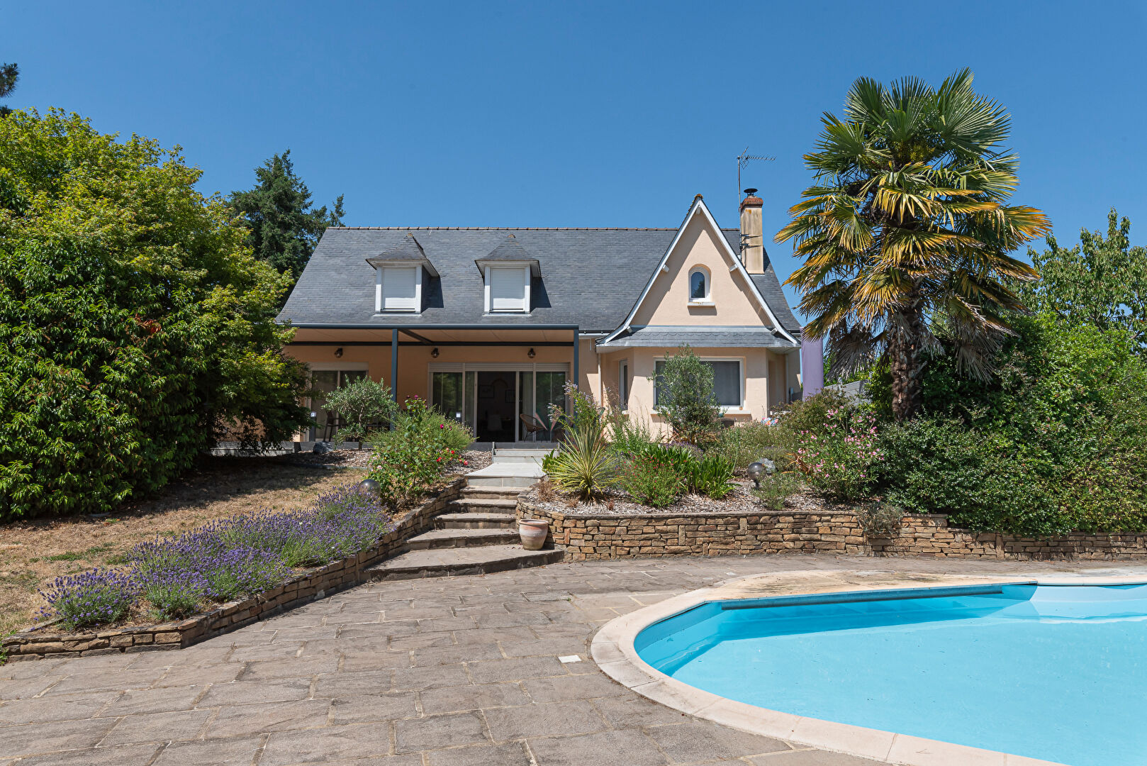 Maison MONTREUIL JUIGNE (49460) 6 pièces 180.00 m²