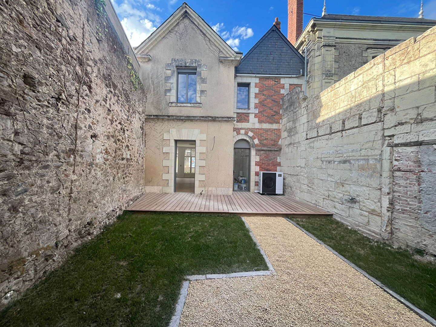 Maison CHALONNES SUR LOIRE (49290) 6 pièces 145.00 m²