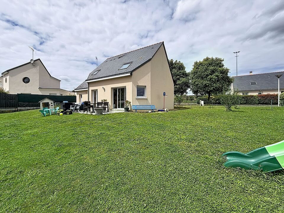 Maison SEGRE (49500) 5 pi&egrave;ces 90.00 m&sup2;