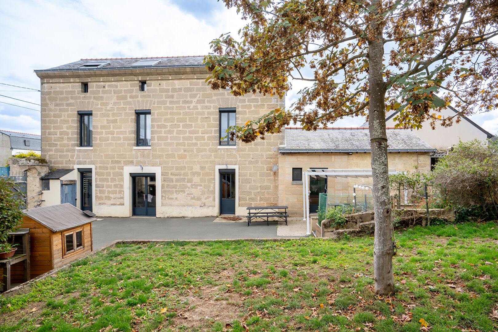 Maison DOUE EN ANJOU (49700) 6 pièces 188.00 m²