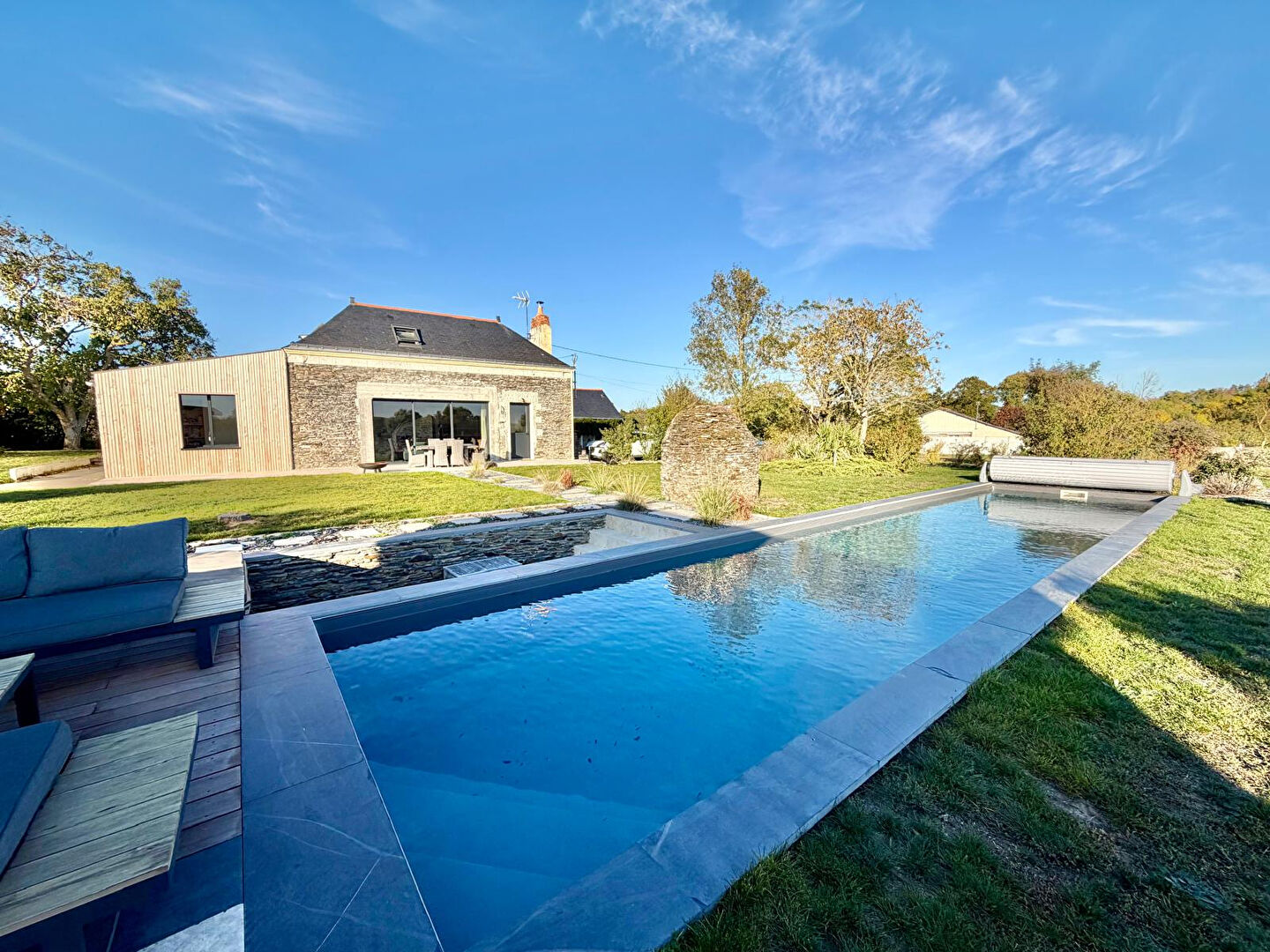 Maison LES GARENNES SUR LOIRE (49610) 6 pièces 193.00 m²