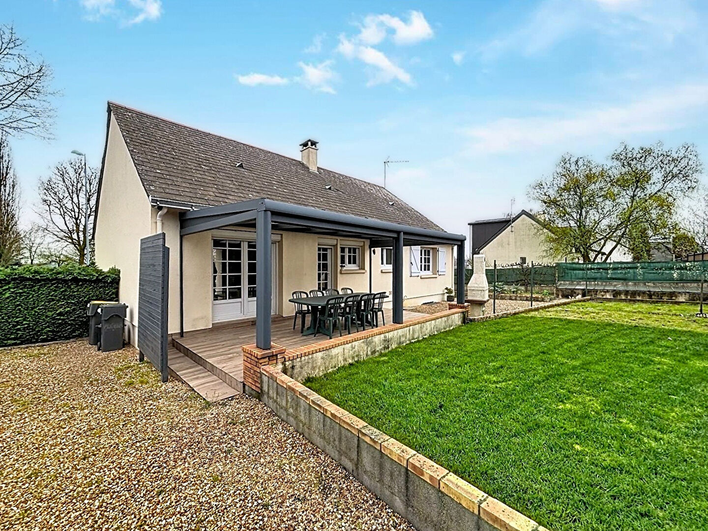 Maison CHALONNES SUR LOIRE (49290) 5 pi&egrave;ces 98.00 m&sup2;