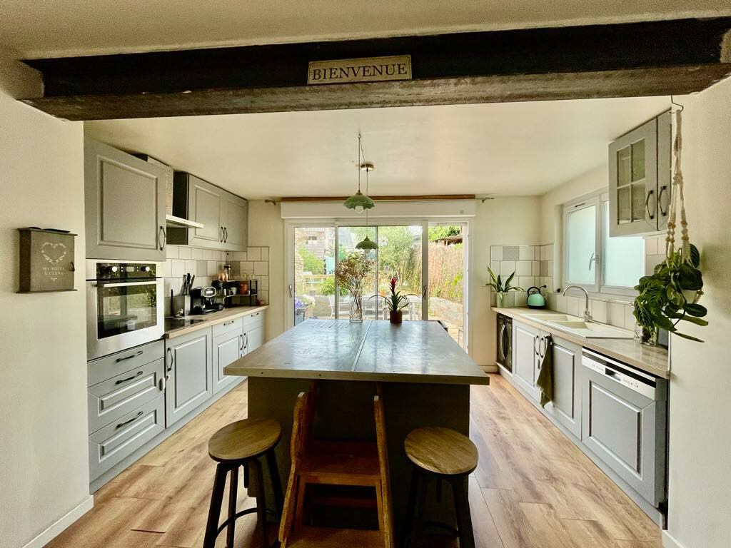 Maison VERRIERES EN ANJOU (49112) 4 pièces 135.00 m²