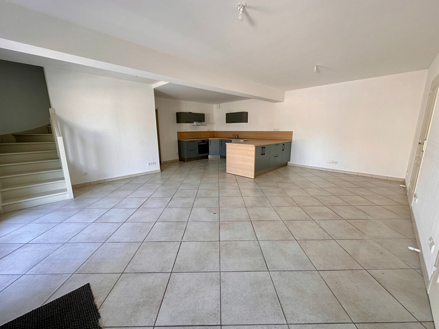 Appartement BRISSAC QUINCE (49320) 6 pi&egrave;ces 115.82 m&sup2;