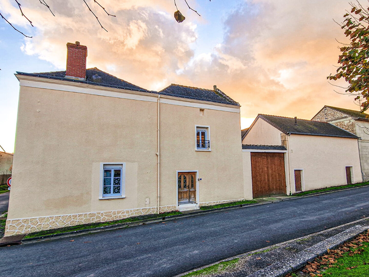 Maison MONTREUIL BELLAY (49260) 5 pièces 142.00 m²