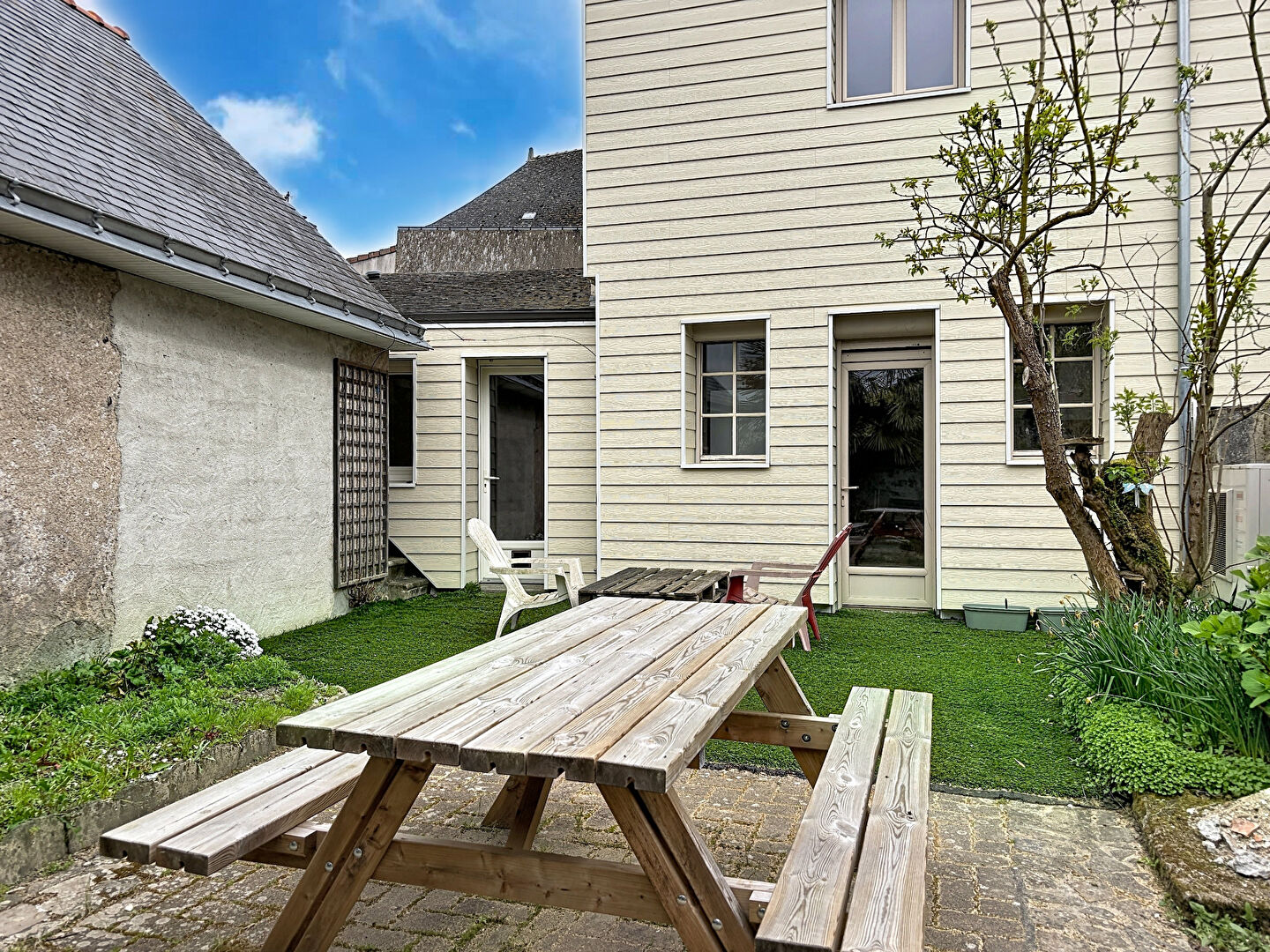 Maison SAINT LAURENT DE LA PLAINE (49290) 5 pi&egrave;ces 113.00 m&sup2;