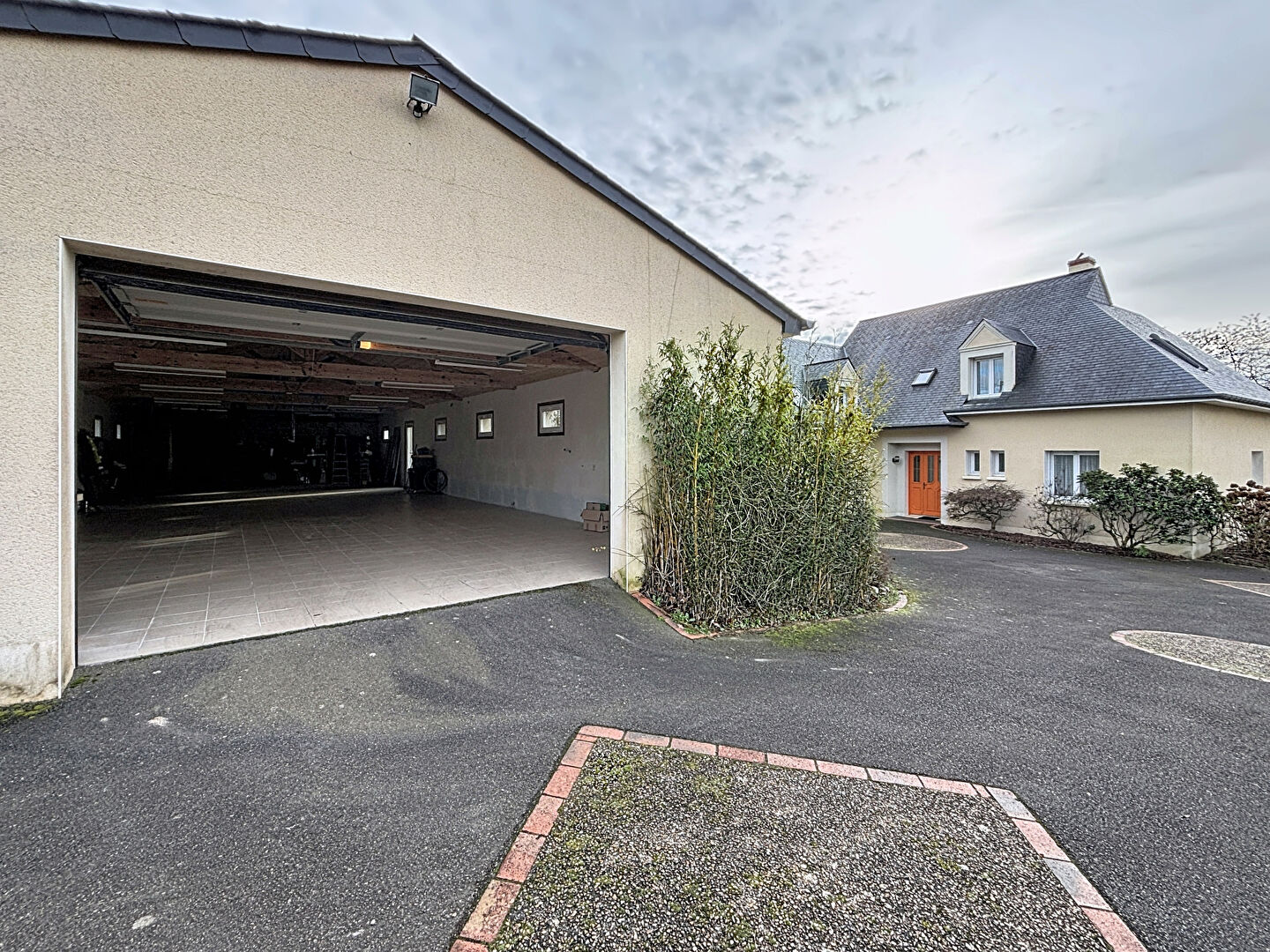 Maison Ch&acirc;teau-Gontier (53200) 7 pi&egrave;ces 180.00 m&sup2;