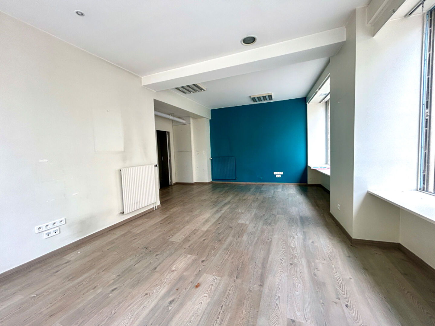 Local commercial CHATEAU GONTIER SUR MAYENNE (53200) 1 pièce 39.00 m²