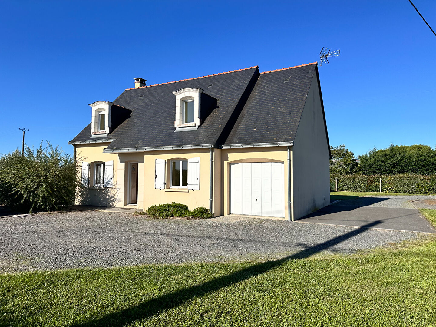 Maison BAUGE EN ANJOU (49150) 6 pièces 110.00 m²