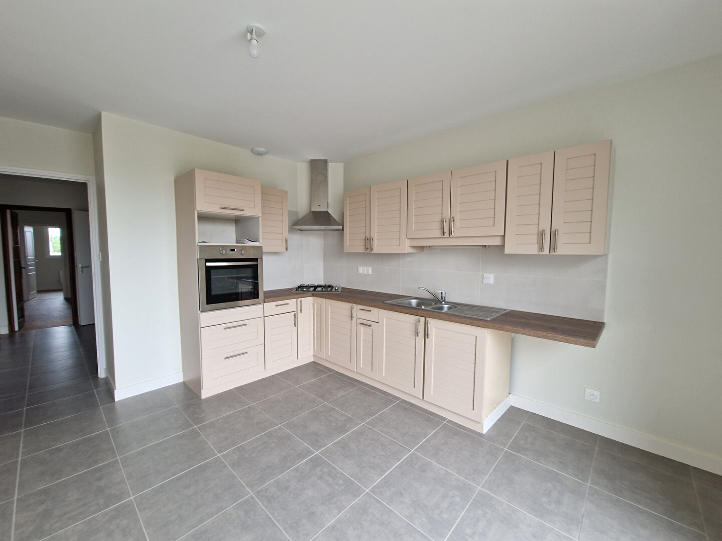 Appartement DOUE EN ANJOU (49700) 4 pi&egrave;ces 112.62 m&sup2;