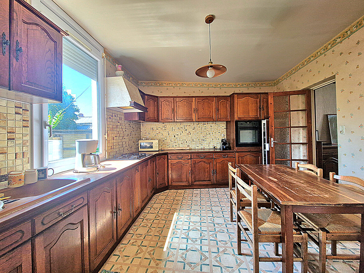 Maison CHATEAUNEUF SUR SARTHE (49330) 6 pi&egrave;ces 92.00 m&sup2;