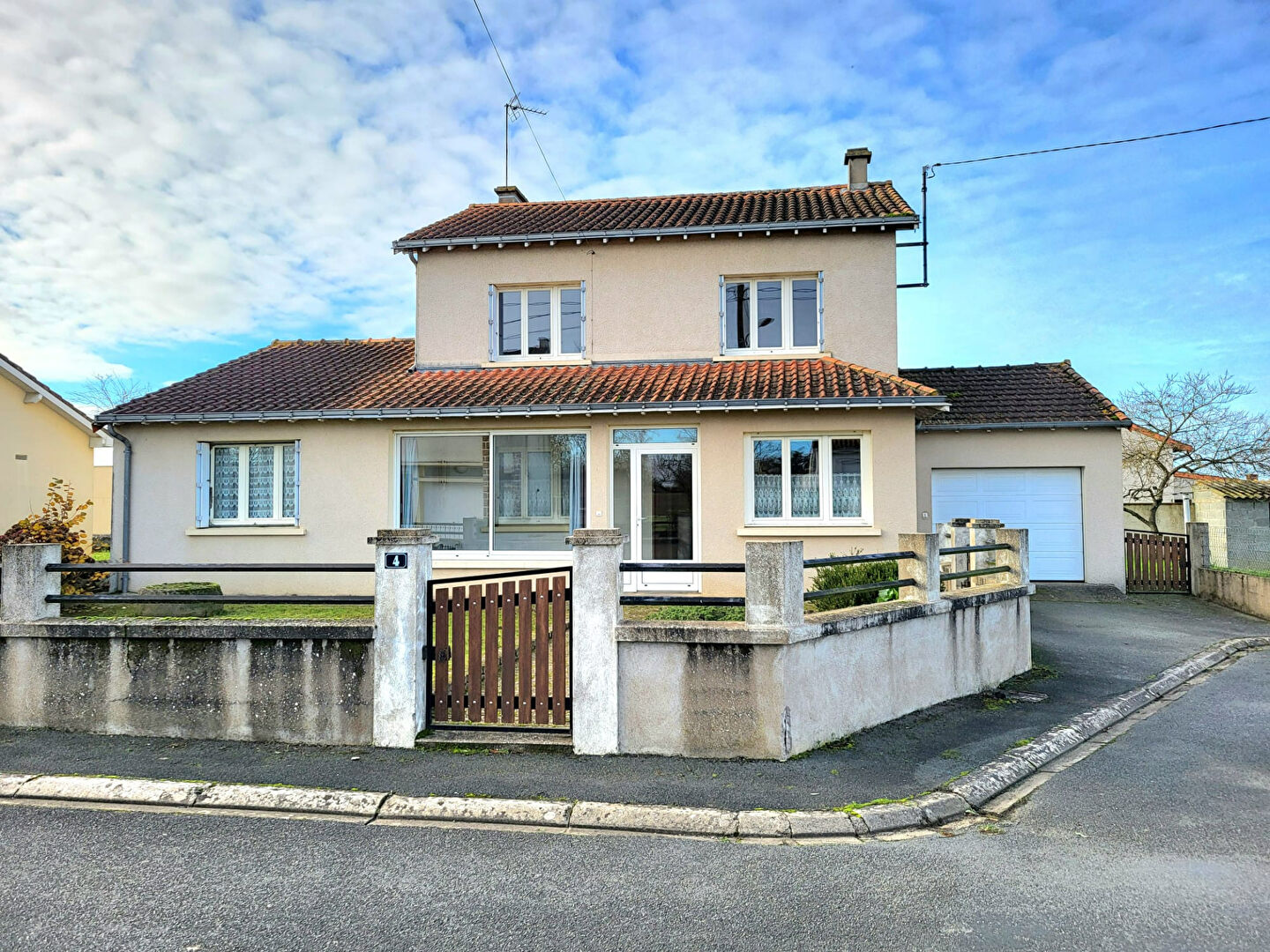 Maison LYS HAUT LAYON (49310) 7 pièces 126.00 m²