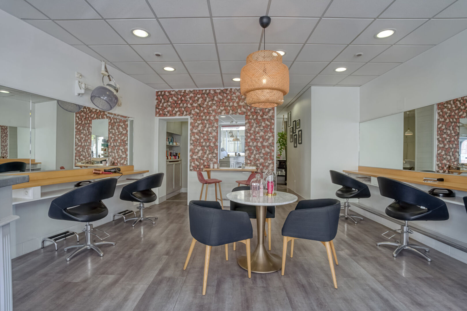 Fonds de commerce NANTES (44000) 5 pièces 67.00 m²