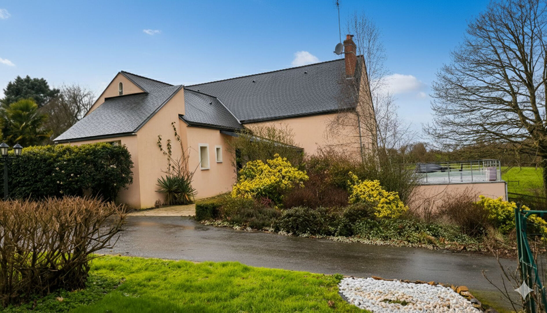 Maison LE BURET (53170) 5 pi&egrave;ces 165.00 m&sup2;