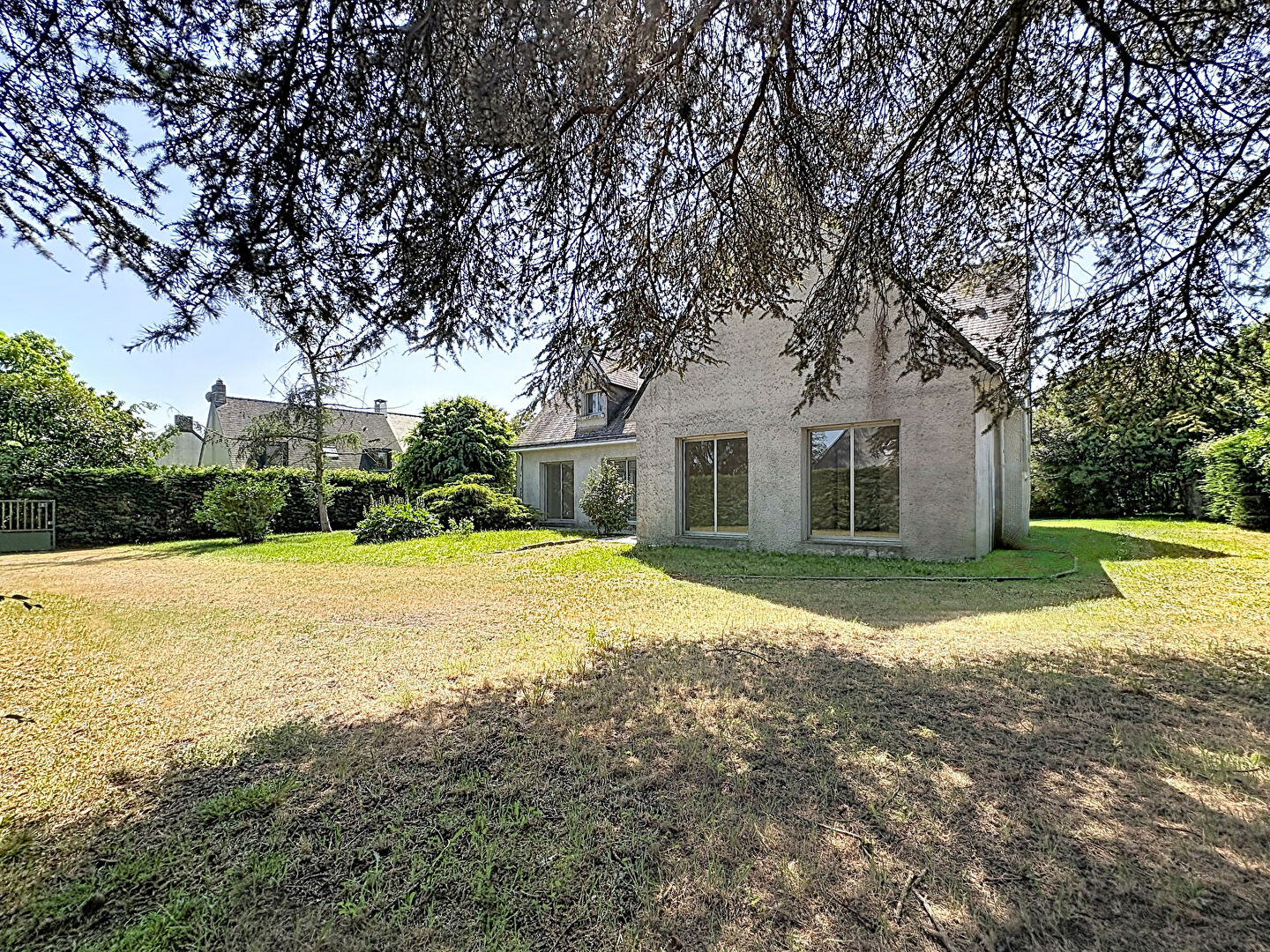 Maison SAINTE LUCE SUR LOIRE (44980) 8 pi&egrave;ces 239.00 m&sup2;