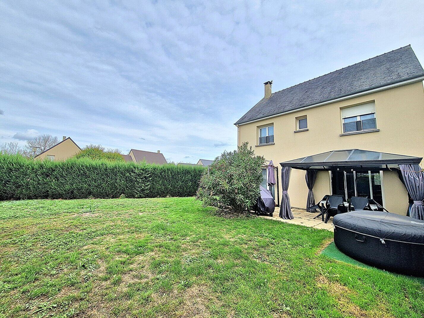 Maison LES HAUTS D ANJOU (49330) 6 pièces 96.00 m²