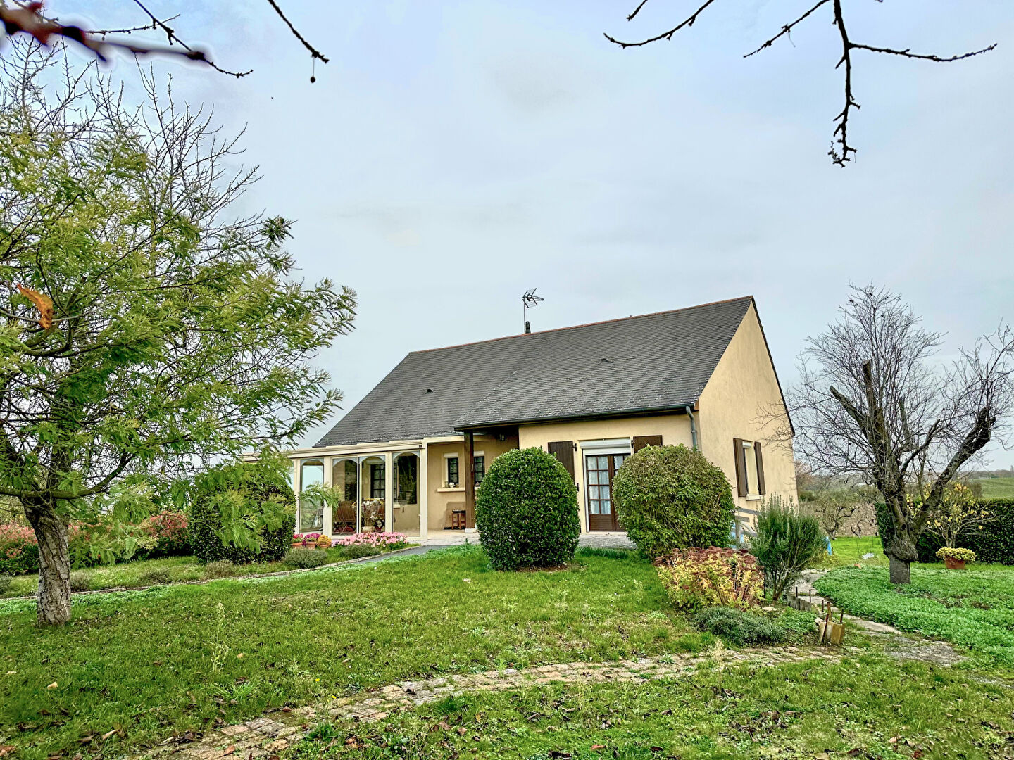 Maison DOUE EN ANJOU (49700) 4 pièces 95.00 m²