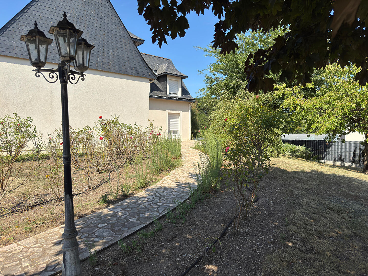 Maison ANDARD (49800) 8 pi&egrave;ces 200.00 m&sup2;