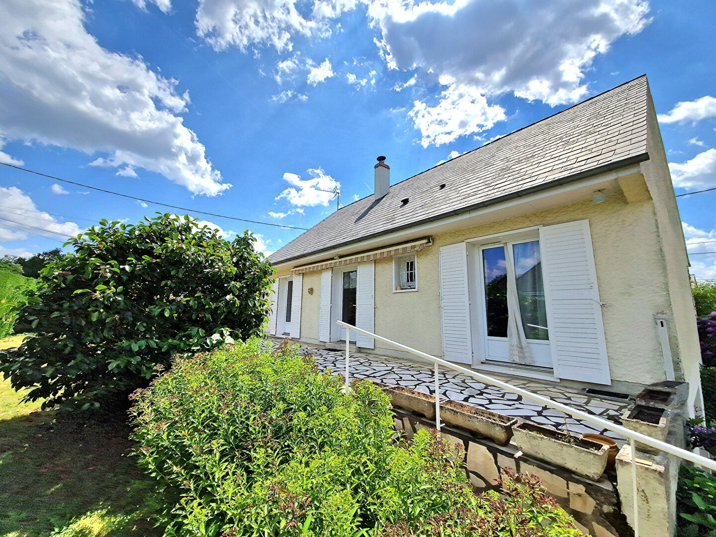 Maison CHATEAUNEUF SUR SARTHE (49330) 5 pièces 101.00 m²