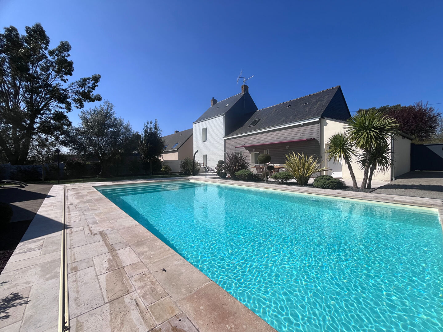 Maison ANDOUILLE (53240) 6 pièces 103.00 m²