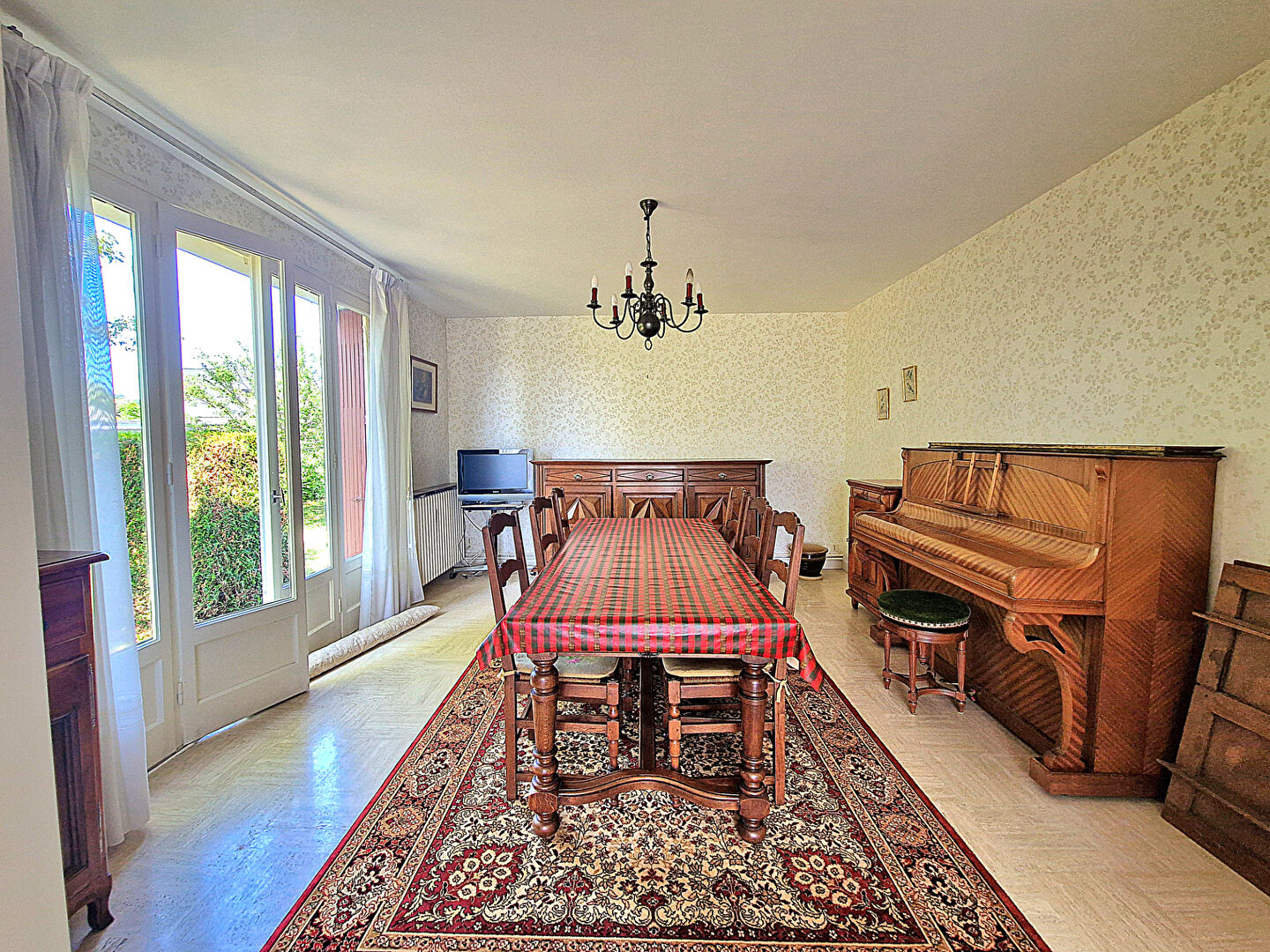 Maison CHATEAUNEUF SUR SARTHE (49330) 6 pièces 110.00 m²