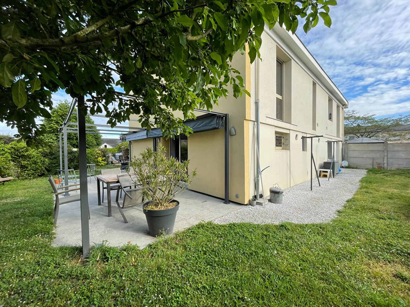 Maison VERRIERES EN ANJOU (49480) 6 pièces 135.00 m²