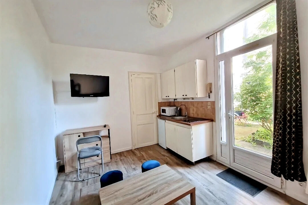 Appartement ANGERS (49100) 1 pièce 15.00 m²