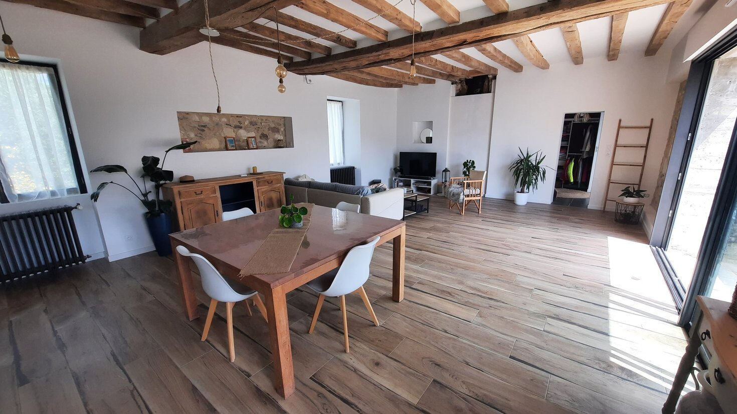 Maison RIVES DU LOIR EN ANJOU (49140) 7 pièces 165.00 m²