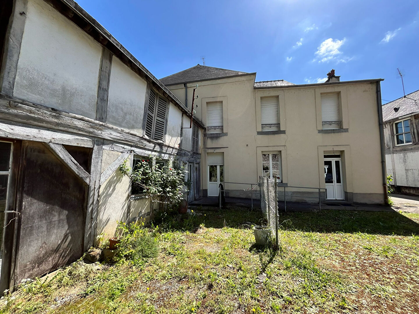 Maison MAYENNE (53100) 10 pièces 200.00 m²