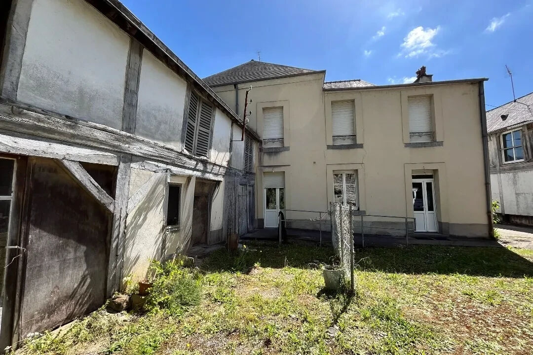 Maison MAYENNE (53100) 10 pièces 200.00 m²